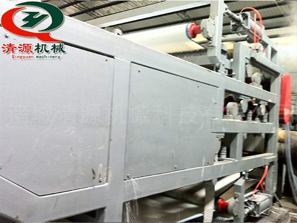 乐山绿果林双网浓缩挤浆机现场